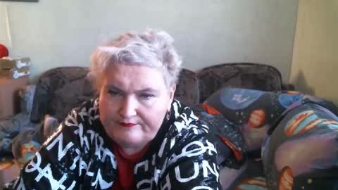 Snapshot of lanacat555 chatting on 02-10-26, 12:42 lanacat555 online show from 02-10-26, 12:42