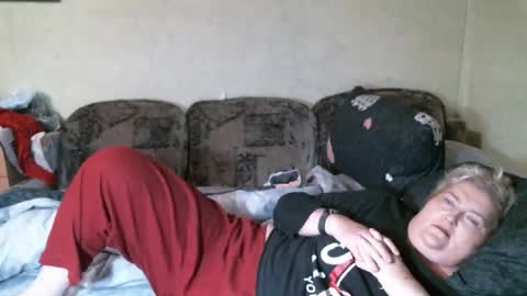 Snapshot of lanacat555 chatting on 03-08-26, 04:33 lanacat555 online show from 03-08-26, 04:33