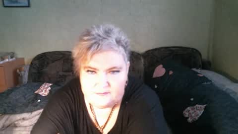 Snapshot of lanacat555 chatting on 04-09-26, 03:28 lanacat555 online show from 04-09-26, 03:28