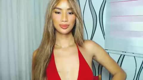 Lana online show from 12-19-24, 11:57