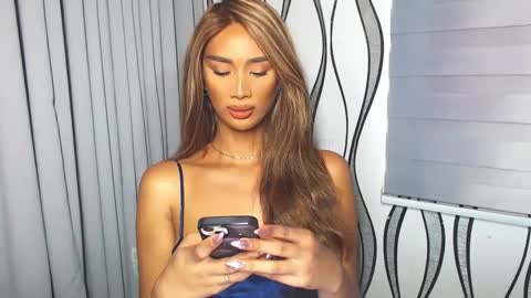 Lana online show from 02-04-25, 01:56