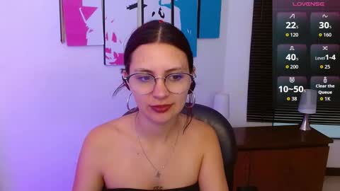 Snapshot of lanagarcia5 chatting on 10-16-25, 11:55 Alana Garcia online show from 10-16-25, 11:55