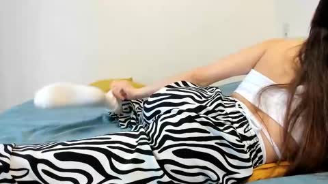 Lana online show from 02-11-25, 11:43