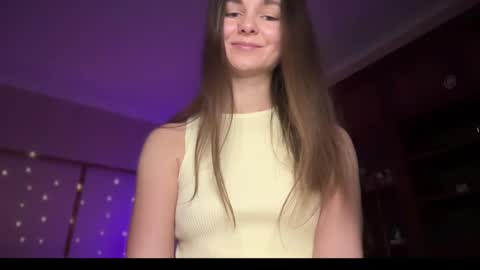 Snapshot of lanaloulou chatting on 01-15-25, 10:35 Lana online show from 01-15-25, 10:35