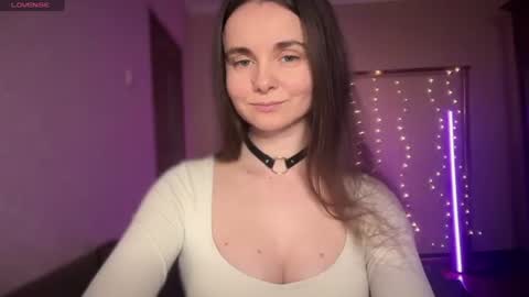 Snapshot of lanaloulou chatting on 07-09-26, 10:47 Lana online show from 07-09-26, 10:47