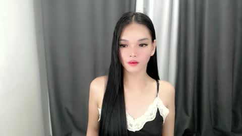 lanawyatt_ online show from 03-18-26, 12:41
