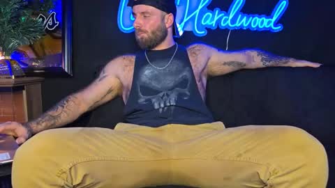 LANCE online show from 12-22-25, 01:24