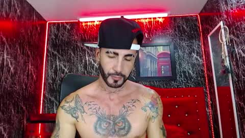 Lancelot Benwick online show from 01-12-25, 05:24