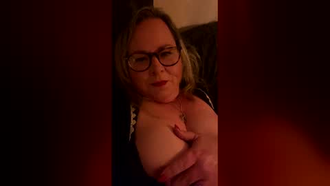 Snapshot of landtuk chatting on 05-23-26, 01:00 landtuk online show from 05-23-26, 01:00