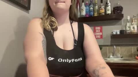 Snapshot of laneybaby666 chatting on 11-07-25, 02:55 Laney online show from 11-07-25, 02:55