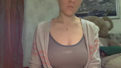 langoria online show from 11-17-25, 07:52