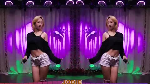 lankwaifong_cindy online show from 04-10-26, 04:39