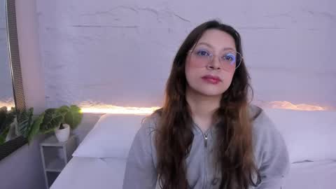 Lanna online show from 03-16-26, 11:47