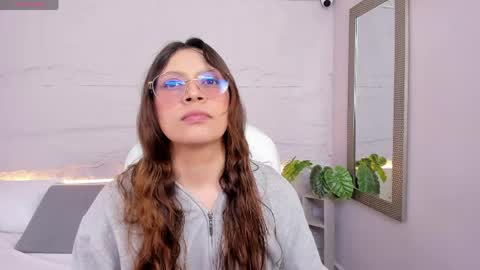Lanna online show from 04-16-26, 11:33