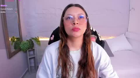 Lanna online show from 05-18-26, 11:38