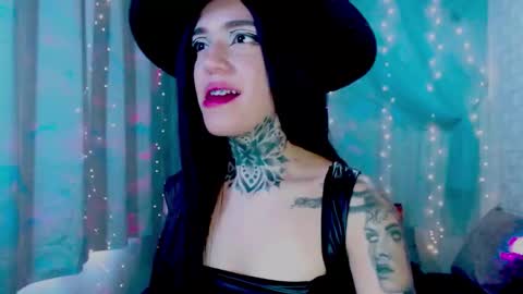 LANNIE   online show from 03-07-26, 03:20