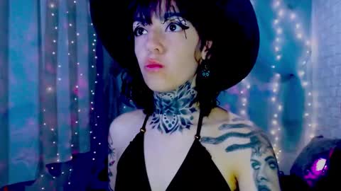 LANNIE   online show from 03-12-26, 02:50