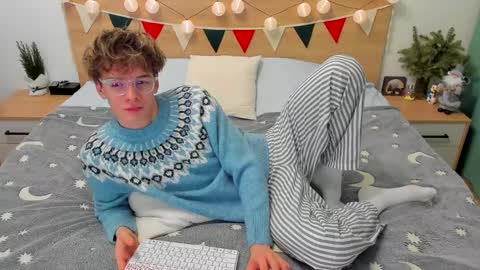 Fandi online show from 01-16-25, 05:21