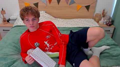 Fandi online show from 09-10-25, 10:26