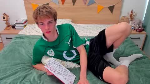 Fandi online show from 09-25-25, 08:40