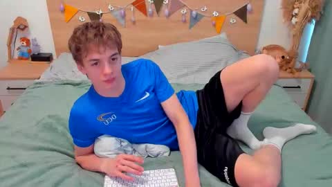 Fandi online show from 02-20-26, 11:00