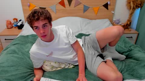 Fandi online show from 04-06-26, 11:11