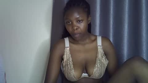 Snapshot of lara5872 chatting on 11-26-25, 09:54 lara online show from 11-26-25, 09:54