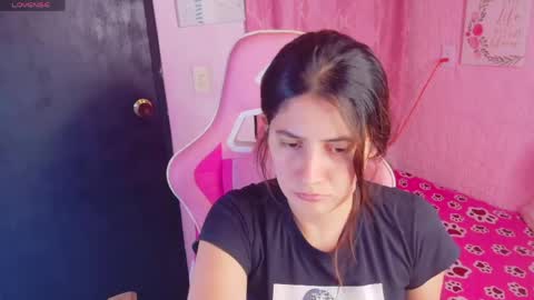 Snapshot of lara_aisha chatting on 04-27-26, 07:34 LARA online show from 04-27-26, 07:34