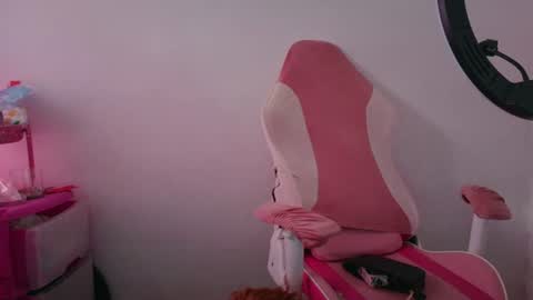 LARA online show from 07-14-26, 07:19