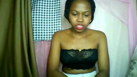 Snapshot of lara_belle chatting on 06-02-26, 09:39 lara_belle online show from 06-02-26, 09:39