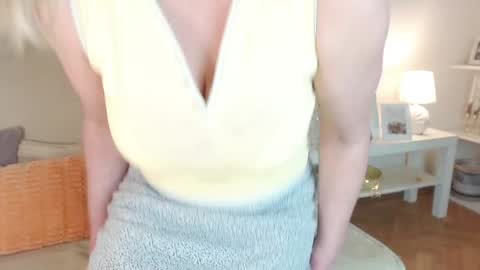 Snapshot of lara_fisher chatting on 12-08-24, 01:25 lara_fisher online show from 12-08-24, 01:25