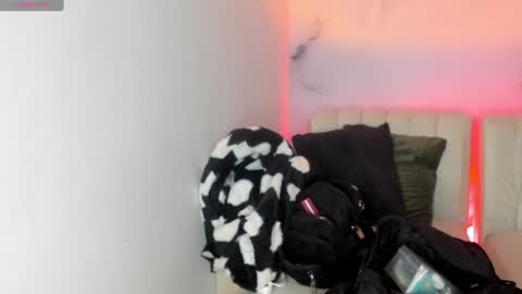 Snapshot of lara_madisson chatting on 07-07-26, 04:26 Lara Madisson online show from 07-07-26, 04:26