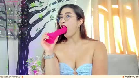      700  200   online show from 11-10-25, 07:57