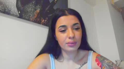 Snapshot of lara_squirtx chatting on 01-10-25, 02:35 Lara online show from 01-10-25, 02:35