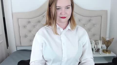 Snapshot of laraflirt chatting on 12-08-24, 04:07 LaraFlirt online show from 12-08-24, 04:07