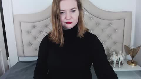 Snapshot of laraflirt chatting on 01-08-25, 01:11 LaraFlirt online show from 01-08-25, 01:11