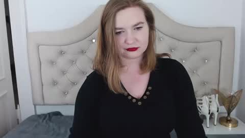 Snapshot of laraflirt chatting on 01-13-25, 11:06 LaraFlirt online show from 01-13-25, 11:06