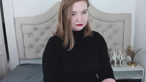 Snapshot of laraflirt chatting on 01-18-25, 12:13 LaraFlirt online show from 01-18-25, 12:13