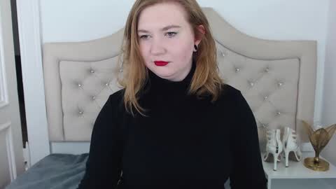 Snapshot of laraflirt chatting on 01-29-25, 07:11 LaraFlirt online show from 01-29-25, 07:11