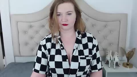 Snapshot of laraflirt chatting on 01-30-25, 10:08 LaraFlirt online show from 01-30-25, 10:08