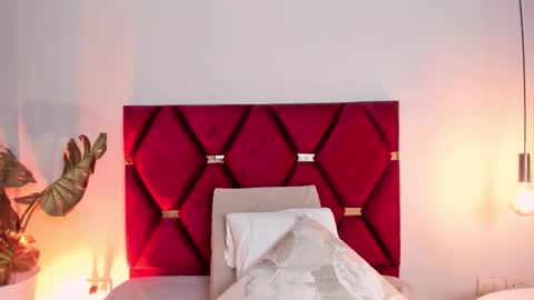  Lara Gold  online show from 01-17-26, 12:48