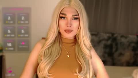 Snapshot of larah_fuchs26 chatting on 12-31-24, 07:20 Larah will make your day online show from 12-31-24, 07:20