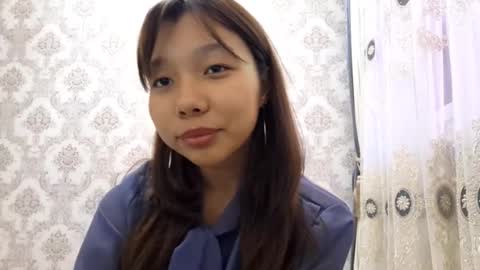 Hannah online show from 10-23-25, 03:33