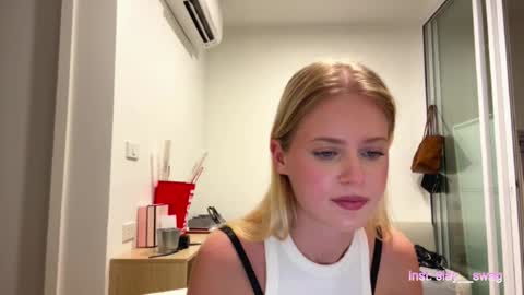 Stella online show from 02-09-26, 10:19