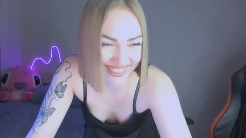 LaraKrein lk online show from 11-23-25, 03:45