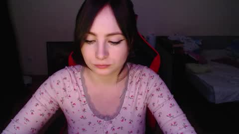 Snapshot of laralianna chatting on 02-25-26, 07:56 Laralianna online show from 02-25-26, 07:56