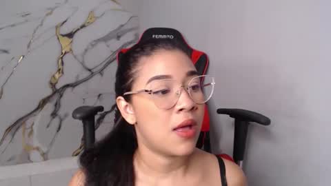 laralmanza online show from 02-16-26, 01:40