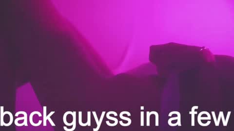 Lara Give it a thumbs up please its important  online show from 03-04-25, 03:00