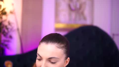 Lara online show from 10-29-25, 09:33