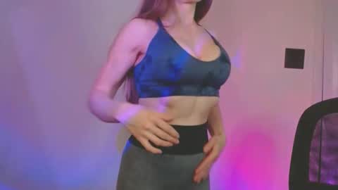 larawintersxxx online show from 02-12-26, 09:43